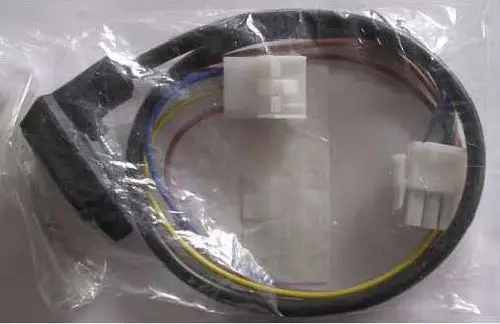 Kabelsatz in Verpackung mit mehreren Kabeln und Steckern, geeignet für Gasventil von Remeha, ohne spezifische Maße oder Modellbezeichnung erkennbar.